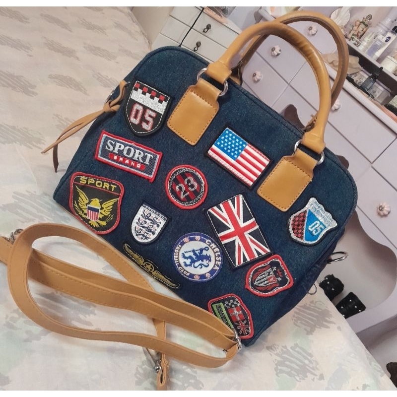 Bolsa Jeans Feminina Estilo Fashion com Patches Bordados