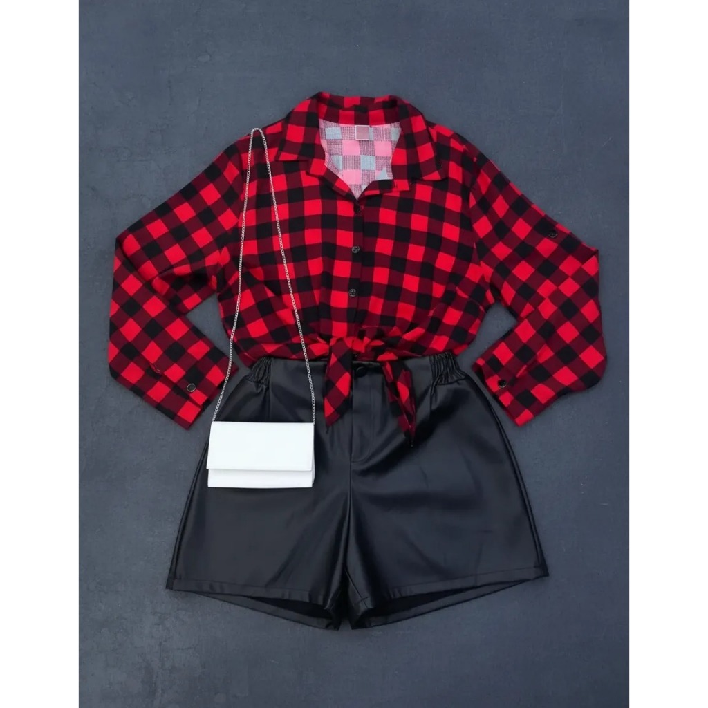 Conjunto plus size Shorts couro com bolso + Camisa Xadrez manga longa plus size