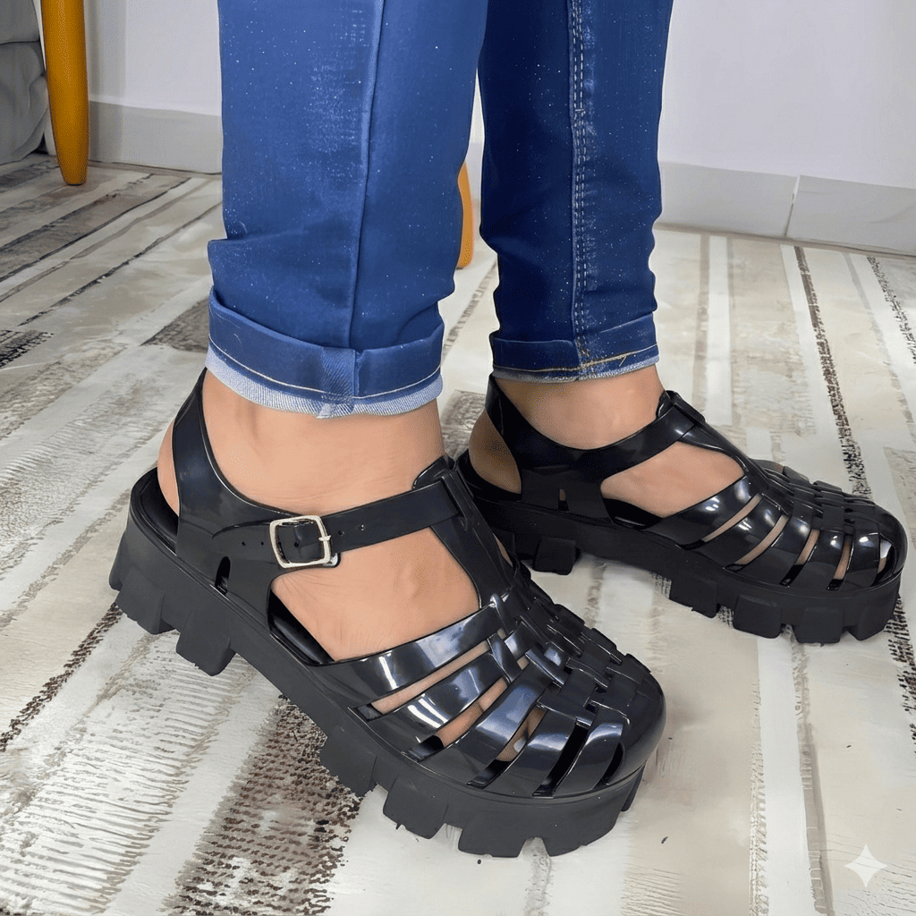 Detalhes do Sandália Feminina Plataforma Tratorada Leve e Confortável