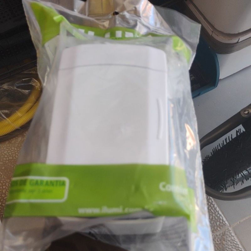 Quadro para 1 e 2 disjuntores nema ou Dim branco sobrepor