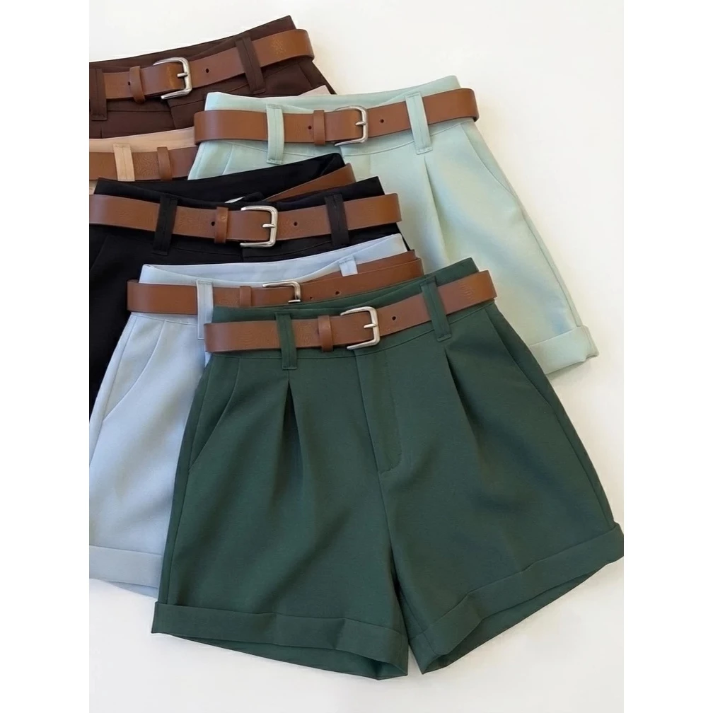 Short Feminino Alfaiataria Social Cintura Alta com Cinto — imagem 1
