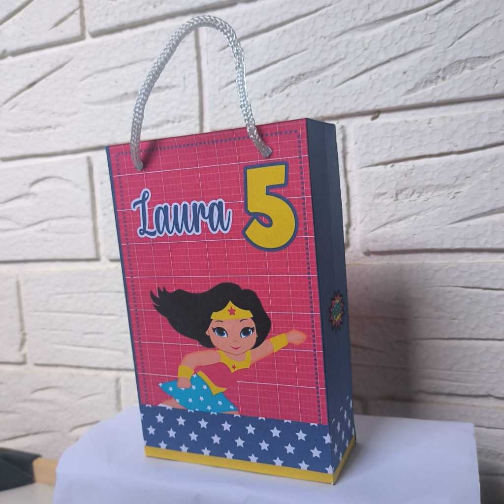 Sacola Personalizada MULHER MARAVILHA KIDS  PEGUE E MONTE  Decoração Lembrancinhas  Aniversário Festa Infantil