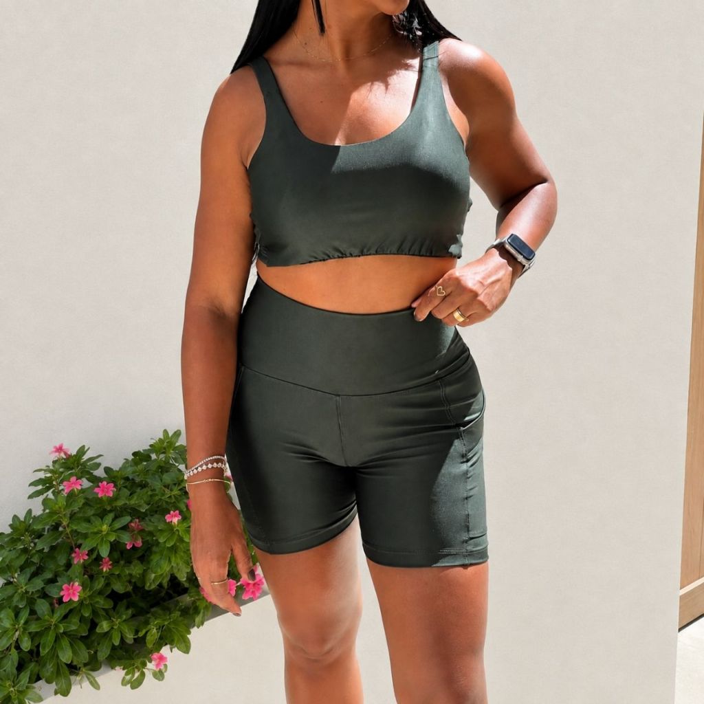 Conjunto Academia Feminino Fitness Suplex Power Com Bolsos Laterais Zero Transparência Top Sustentação