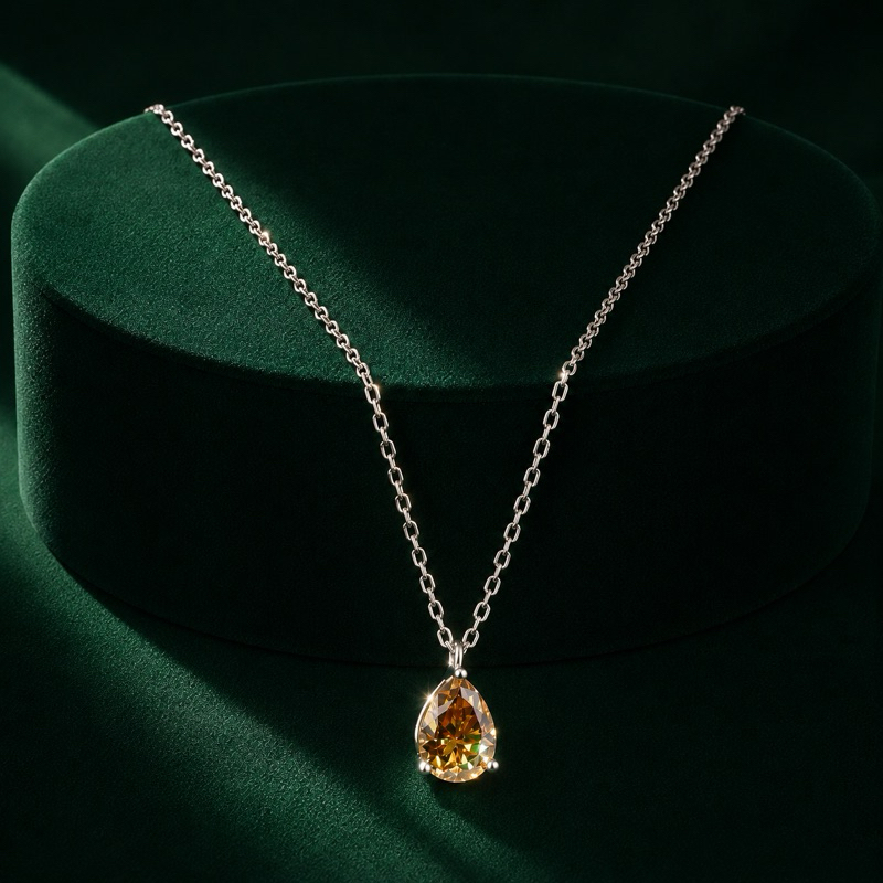 Colar Moissanite Gota Marrom 5,7 mm em Prata 925 Design Elegante