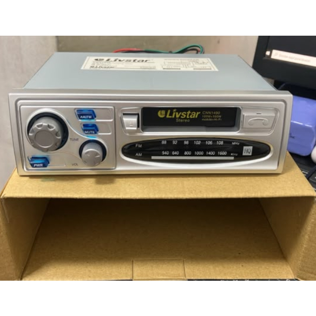 Som Automotivo Livstar CNN1490 Rádio AM FM Toca Fitas Cassete Auto Stop 200W PMPO Prata