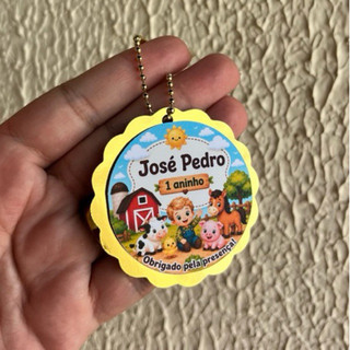 Tag Aplique  3D personalizada fazemos qualquer tema - acompanha corrente