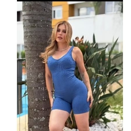 Macacão Feminino Canelado com Modelagem Fitness, Shorts, Jardineira