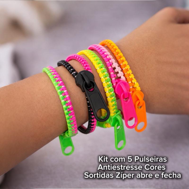 O kit acompanha 5 pulseiras de zíper CORES SORTIDAS em Oferta na Shopee