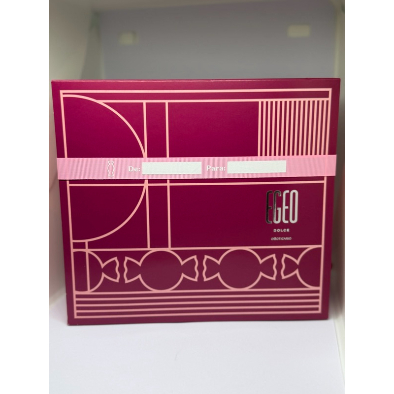 O kit Egeo Dolce traz um presente criativo e cheio de doçura para presentear e surpreender alguém especial.