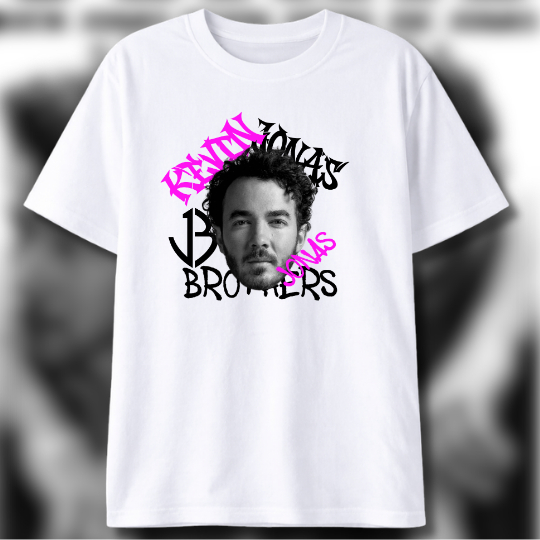 Camisa Kevin Jonas Pop Rock Internacional – Estampa Musical | 100% Algodão Unissex