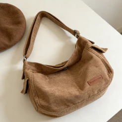 Novo Estilo Bolsa Unissex De Moda Simples Ombro De Veludo Mensageiro Feminina Para Deslocamento Diário Grande Capacidade