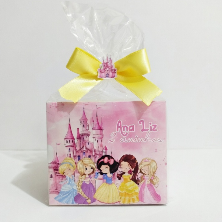 Kit Massinha Personalizado Princesas Cute Com Cortador | FAZEMOS QUALQUER TEMA | Lembrancinha Aniversário