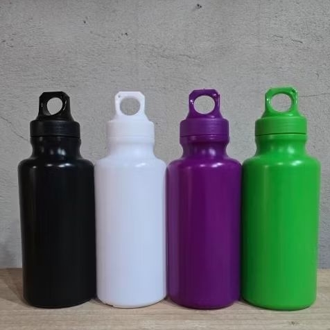 Kit com 100 Unidades de Squeezer 500ml com Tampa Mosquetão – Plástico Resistente