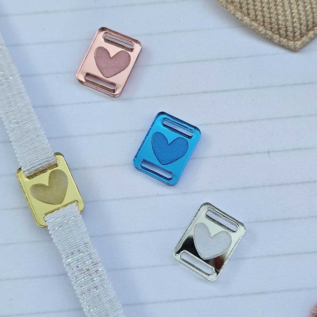 Mini Passante Acrílico Espelhado Coração – Kit 10 a 50 Unidades | Para Elástico, Caderneta, Agenda e Encadernação