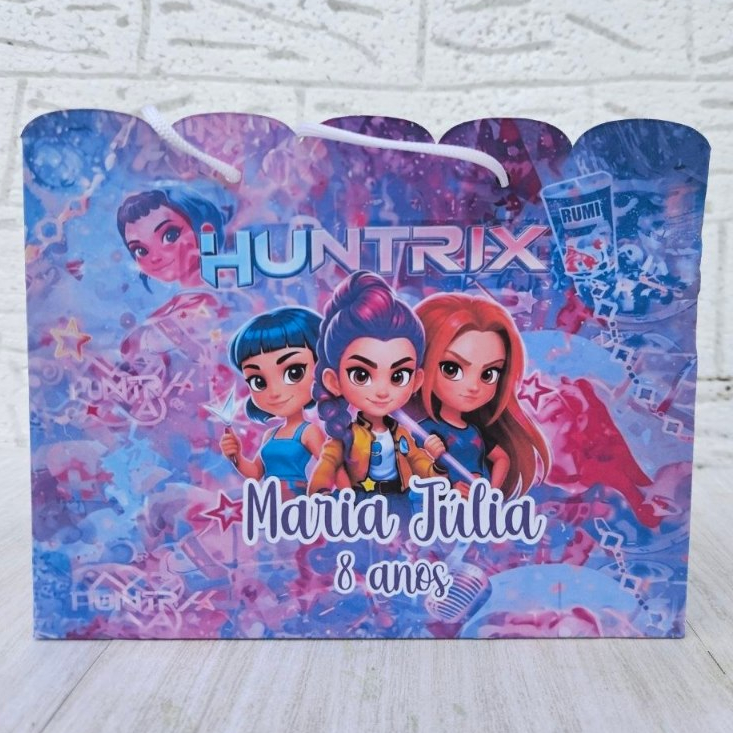 SACOLA PERSONALIZADA PEGUE E MONTE HUNTRIX GUERREIRAS DO KPOP CUTE -PARA FESTA, ANIVERSÁRIO, LEMBRANCINHA