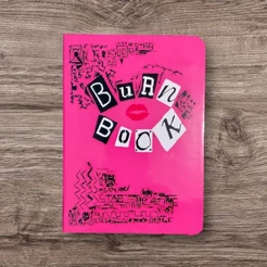 Capa kindle 11 geração Burn book personalizada