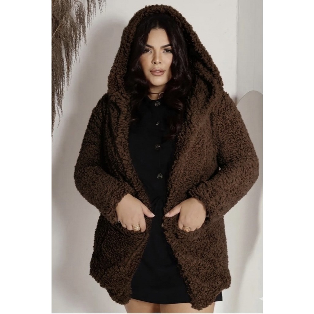 CASACO FEMININO INVERNO QUENTINHO TEDDY PELUCIADO FORRADO COM BOLSO E CAPUZ SLIM E PLUS SIZE