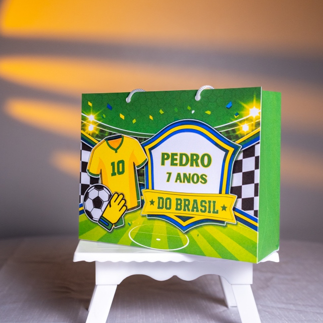 SACOLINHA COPA BRASIL HEXA FUTEBOL Personalizado | Sacolinha | Lembrancinha | Mimos | Aniversário