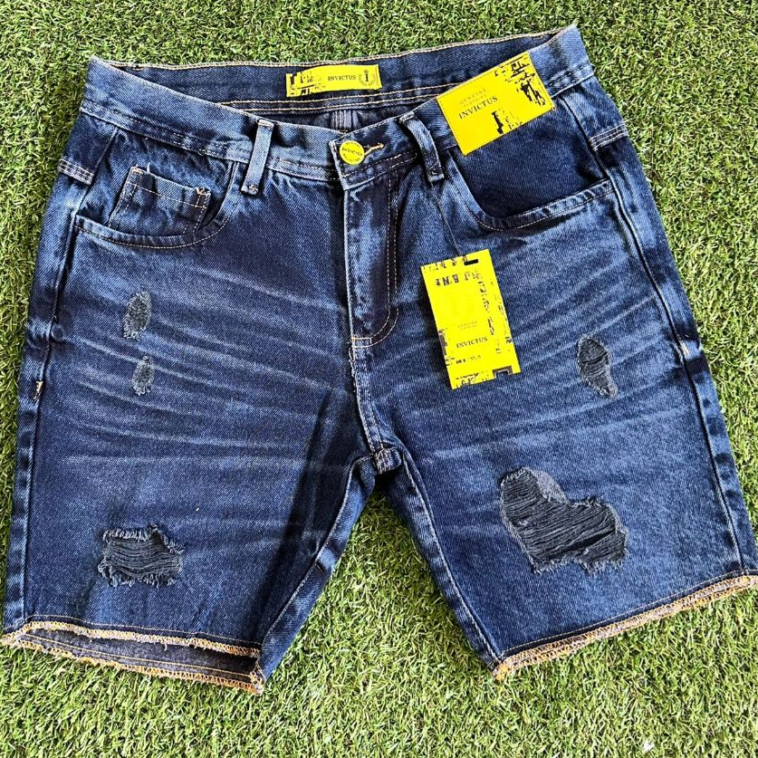 Bermuda Jeans Masculina Destroi Barra Desfiada