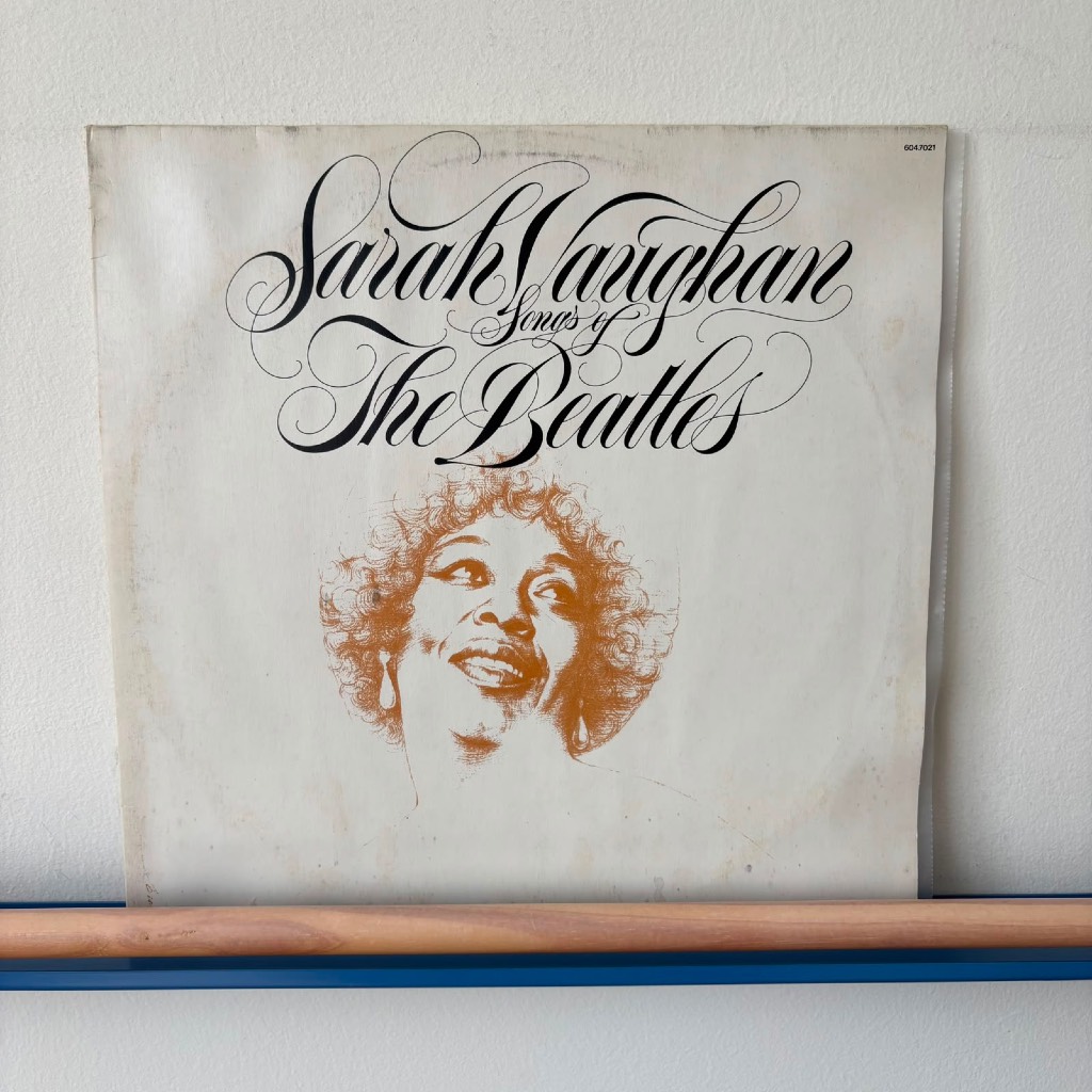 LP Sarah Vaughan – Songs Of The Beatles - Disco de Vinil VG+