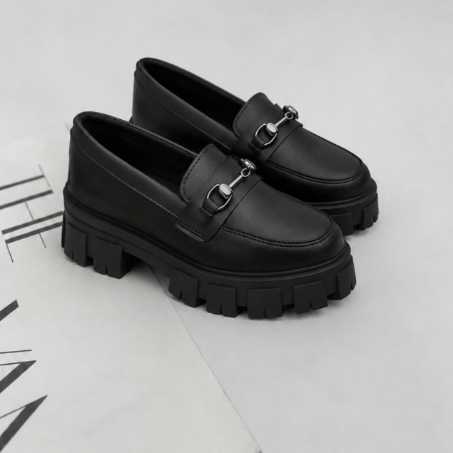 Mocassim Preto Feminino Confortável Oxford Sola Tratorada Macia Premium Estilo Elegante Casual Versátil Dia a Dia