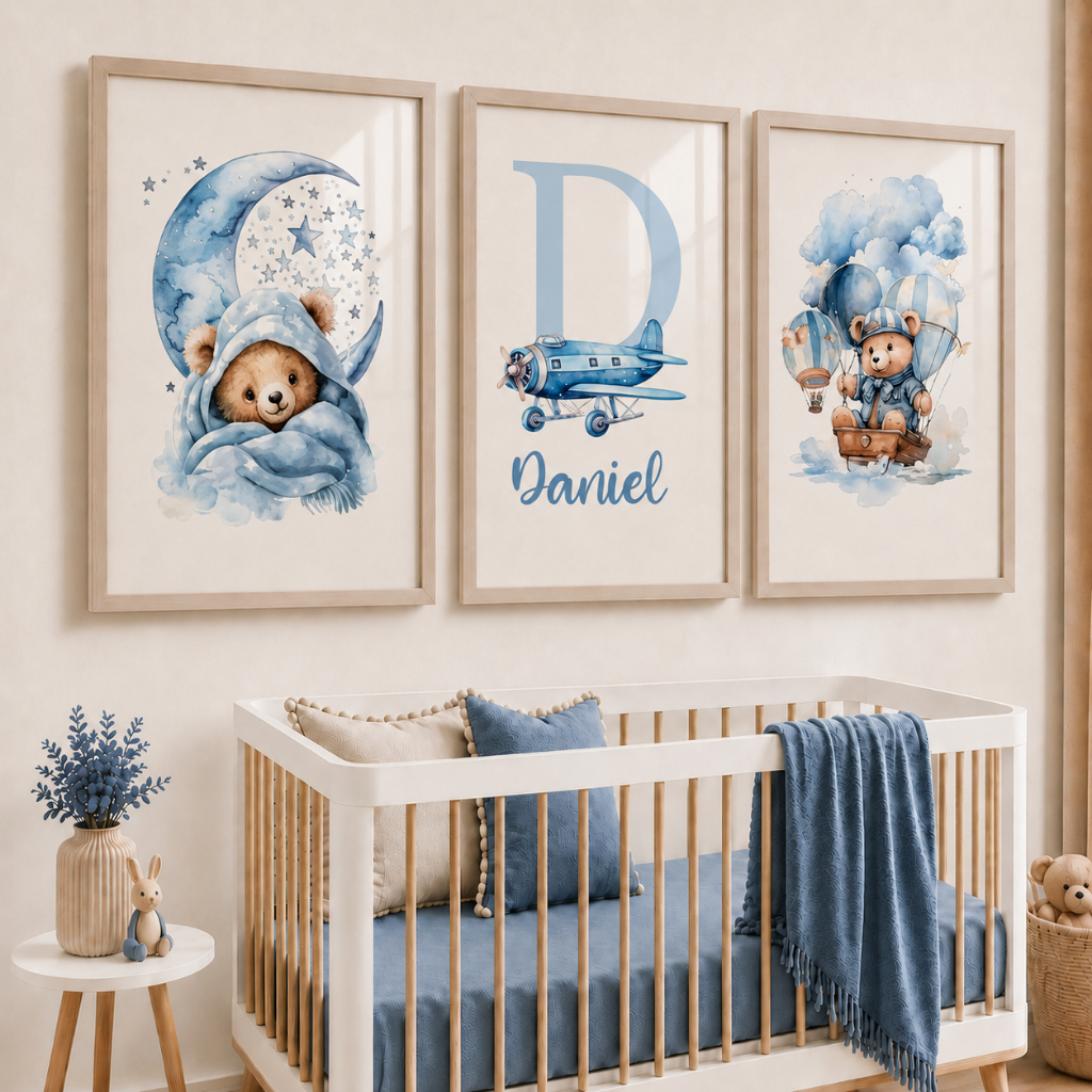 Kit 3 Quadros Decorativos Infantil Ursinho Aviador Personalizado com Nome e Inicial para Quarto de Bebê Menino Decoração