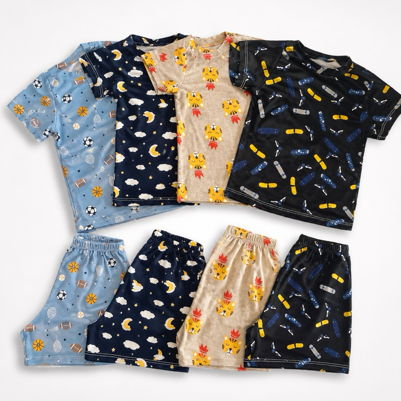 kit 2 ou 3 pijama infantil shorts e camiseta menino  menina suede premium aveludado estampa sortida