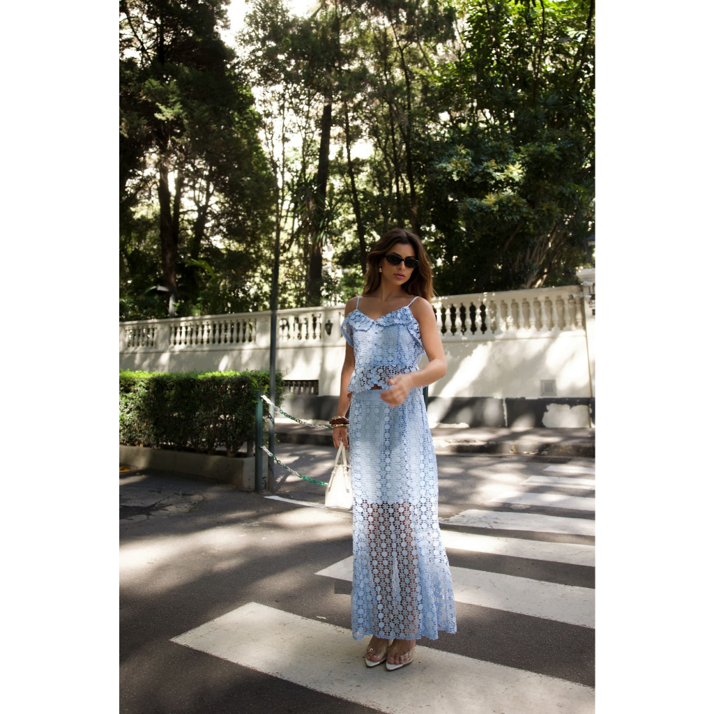 Conjunto Feminino de Renda com Cropped e Saia Longa Delphine