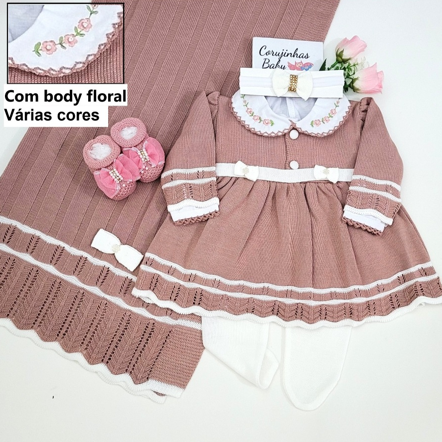 Saída de maternidade menina em tricô / tricot feminina com renda e vestido luxo c/ manta body floral