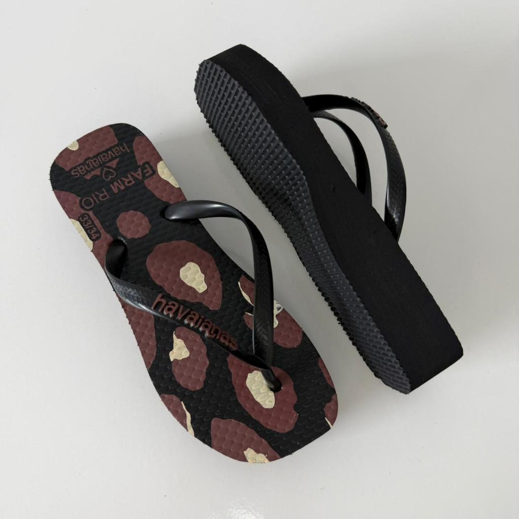 Chinelo Tamanco Sandália Feminina em Borracha EVA cor Preto e variações