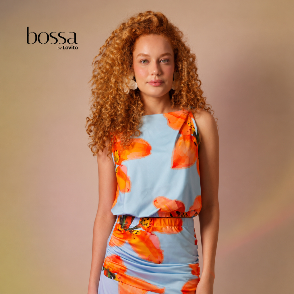 Lovito Bossa Blusa Feminina com Detalhe Torcido no Ombro e Estampa Floral Lírios BLB15901620