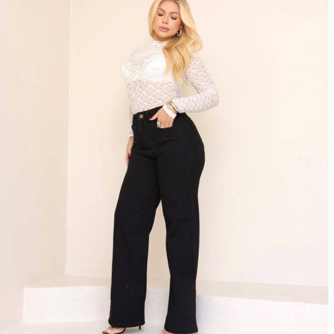 Calça Jeans Feminina Wide Leg Cintura Alta com Modelagem Confortável Bolsos Funcionais