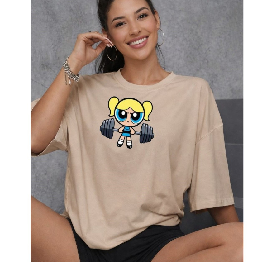 Camiseta Oversized Feminina Estampa Cartoon Girl Power Moda Blogueira Street Confortável Tendência