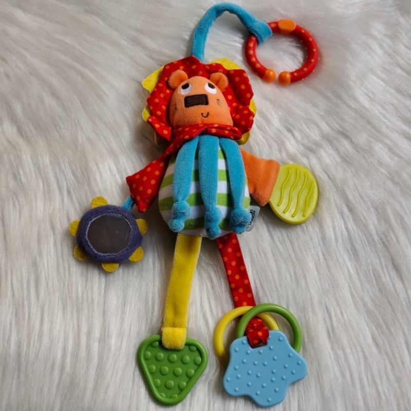 Brinquedo de Atividades Para Bebê Leão De Pelúcia Com Mordedor E Chocalho Usado