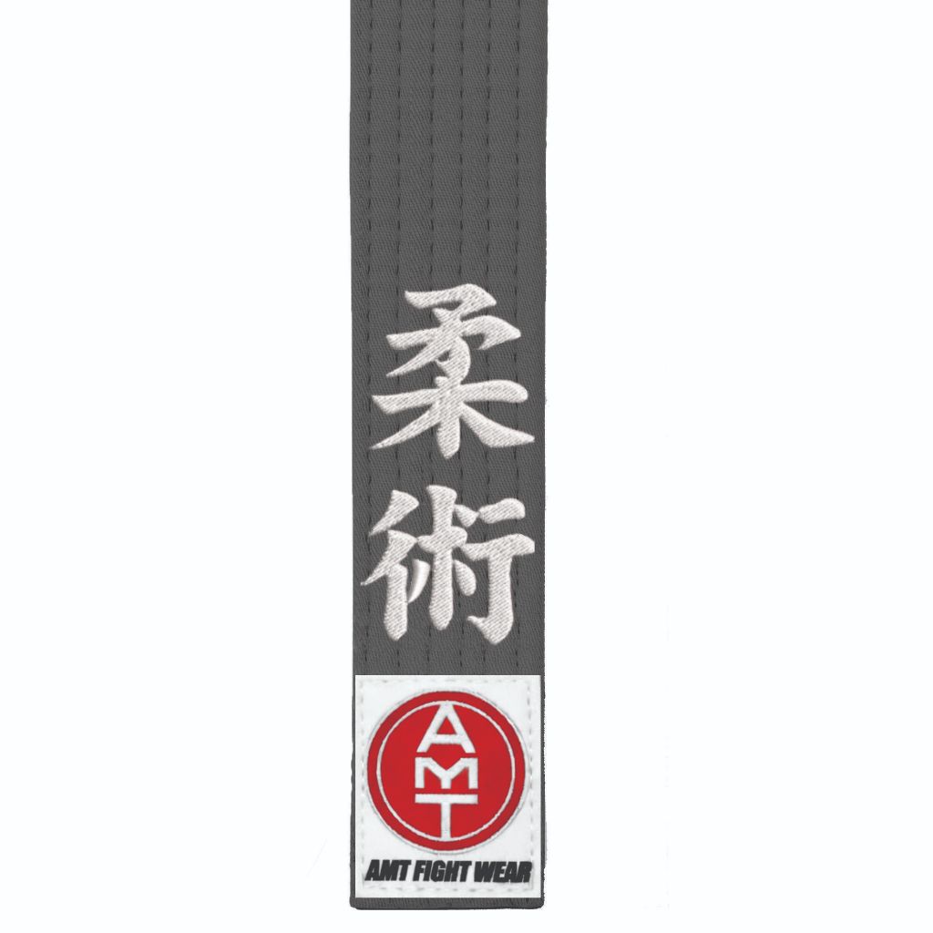 FAIXA DE JUDÔ CINZA BORDADO KANJI LINHA TRAINING AMT FIGHT WEAR