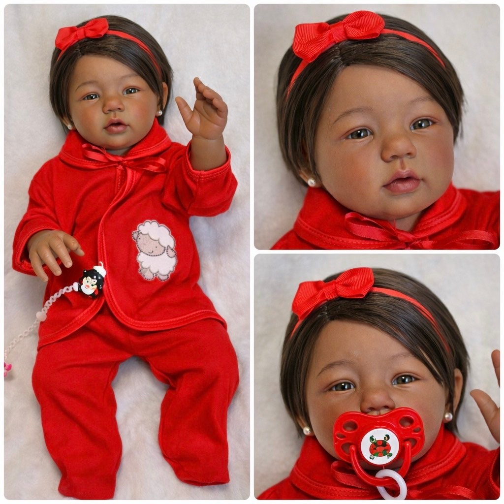 Boneca Bebê Reborn Negra perfeita que parece viva ideal para presentear vermelho