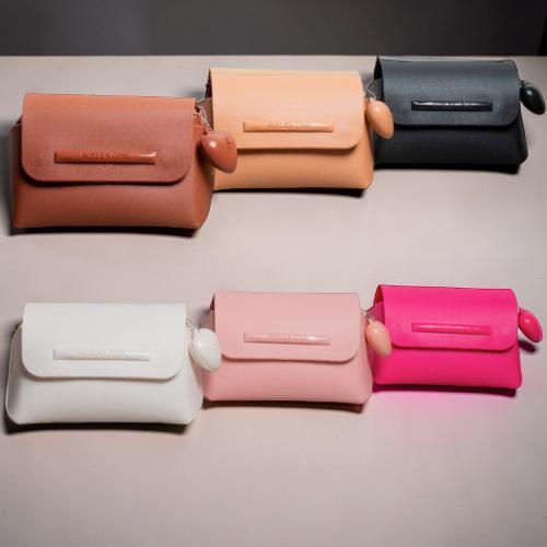 Bolsinha Feminina Pequena Suellen com Coração – Clutch, Necessaire Porta Maquiagem Off