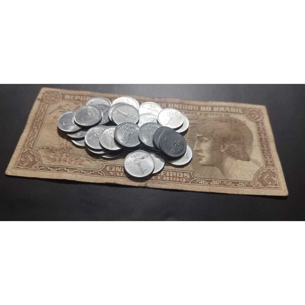 30 moedas de 1 centavo + cédula 5 Cruzeiros índio.