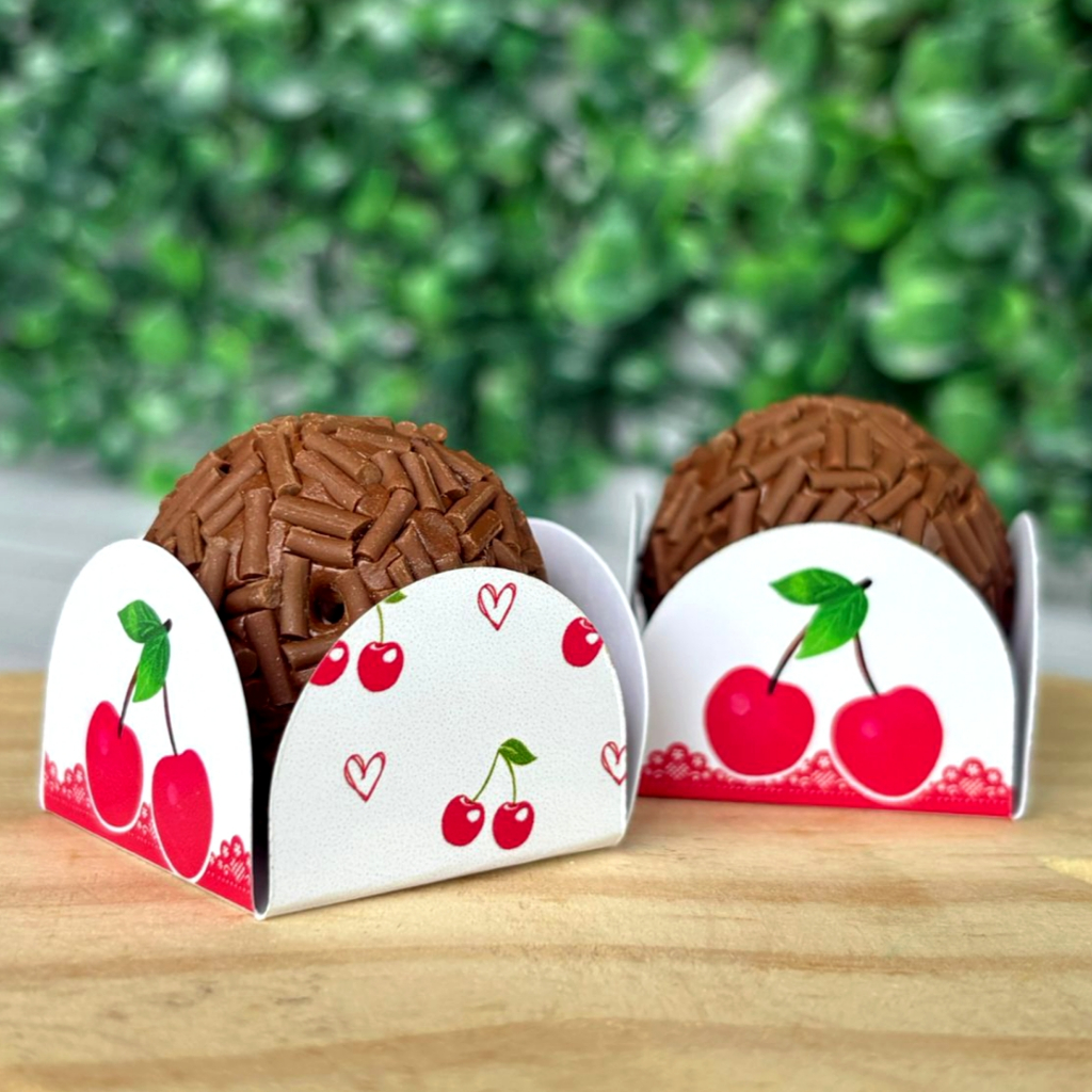 50 a 200 Forminhas para Docinhos Cerejinha Personalizadas 4 Pétalas Brigadeiro Festa Aniversário Doces Cerejinha do Bolo