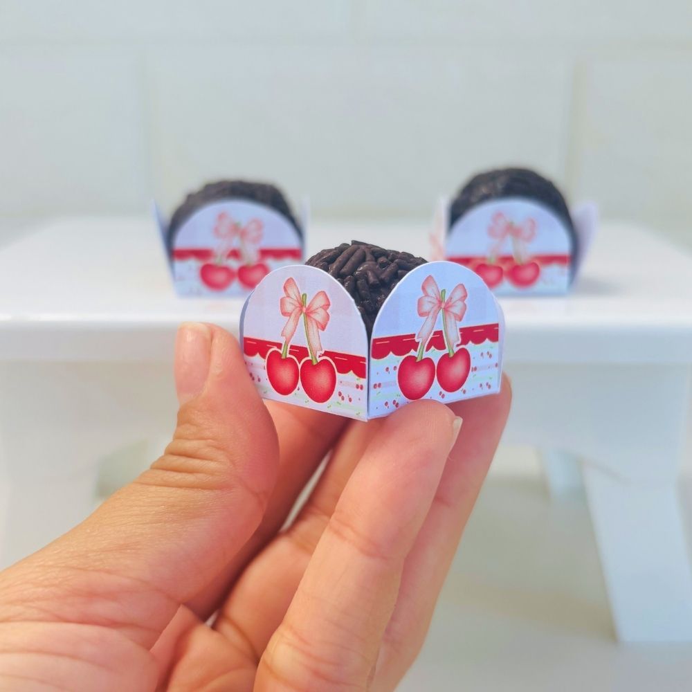 Forminha de Doces Cereja / Personalizada no Tema Cerejinha / Lembrancinha de Festa /Aniversário