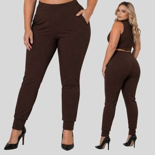 Calça Feminina Skinny Montaria Crepe de Malha Plus Size. Calça Jogger Feminina Plus Size. Calça Legging.