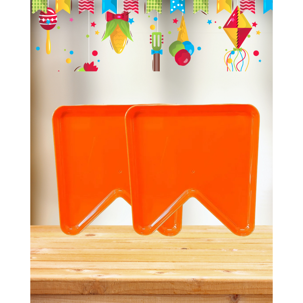 Kit 2 bandejas Petisqueiras Plásticas Bandeira Bandeirinha Arraial Festa Junina Laranja 22 cmx23 cm
