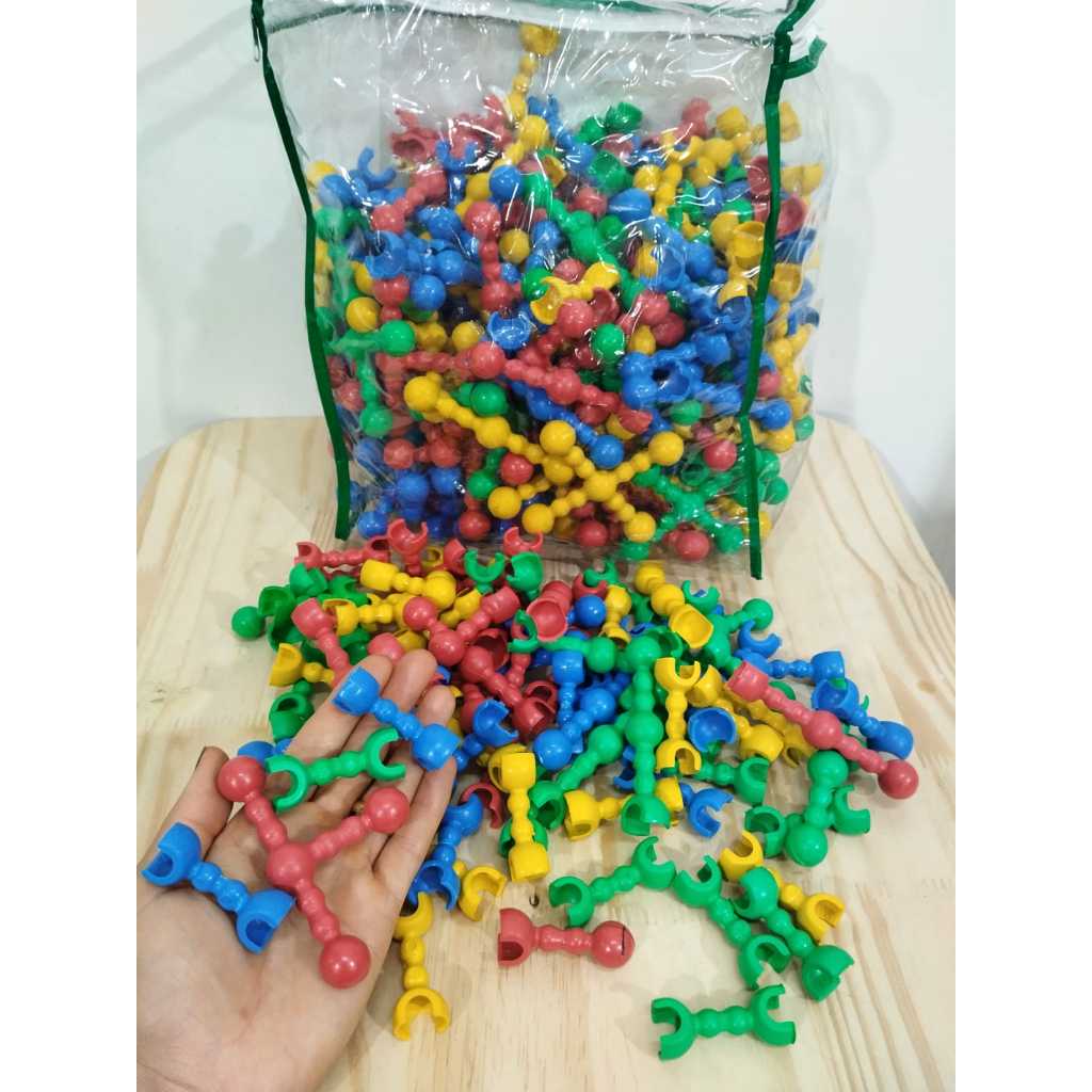 Brinquedo Jogo de Montar Kit Lig e Gire 300 peças