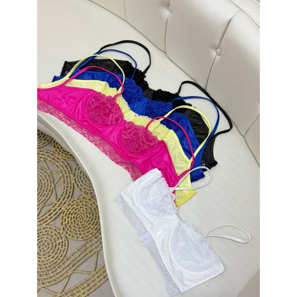 Cropped Renata em Cirrê Acetinado com Renda, Aro de sustentação e fecho nas costas top tendencia