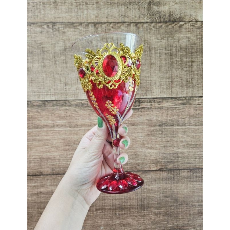 Taça pombagira cigana vermelho e dourado Umbanda candomblé Quimbanda