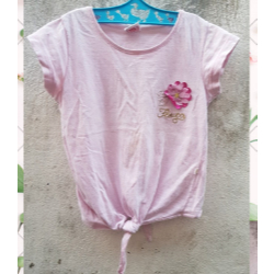 Blusa em Malha de Mangas.