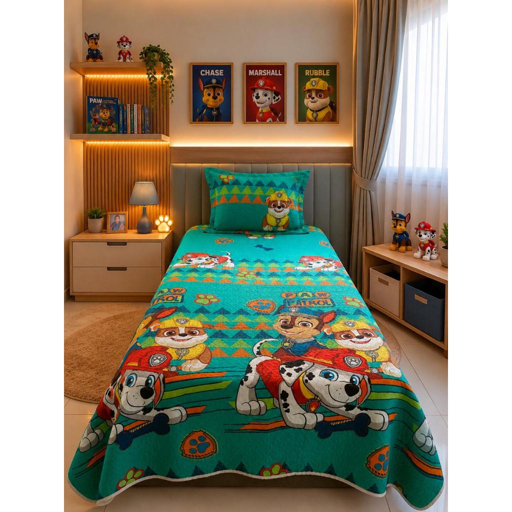 Kit Colcha Cobre Leito Infantil Temática Dupla Face 1,60mX2,40m Com Viés Porta Travesseiro Com Zíper