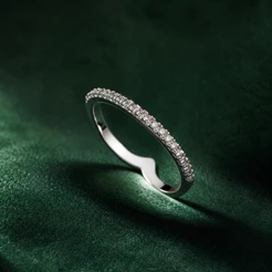 Anel Feminino Aro Fino Cravejado Prata 925