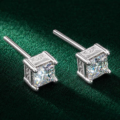 Brinco Quadrado Moissanite 4mm Detalhe Infinito Prata 925 Feminino Sofisticado