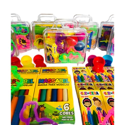 15 Maleta+ 15 Cortador Forminha + 15 Massinha De Modelar + 15 Geleca Slime + 15 Giz Mini Lembracinha